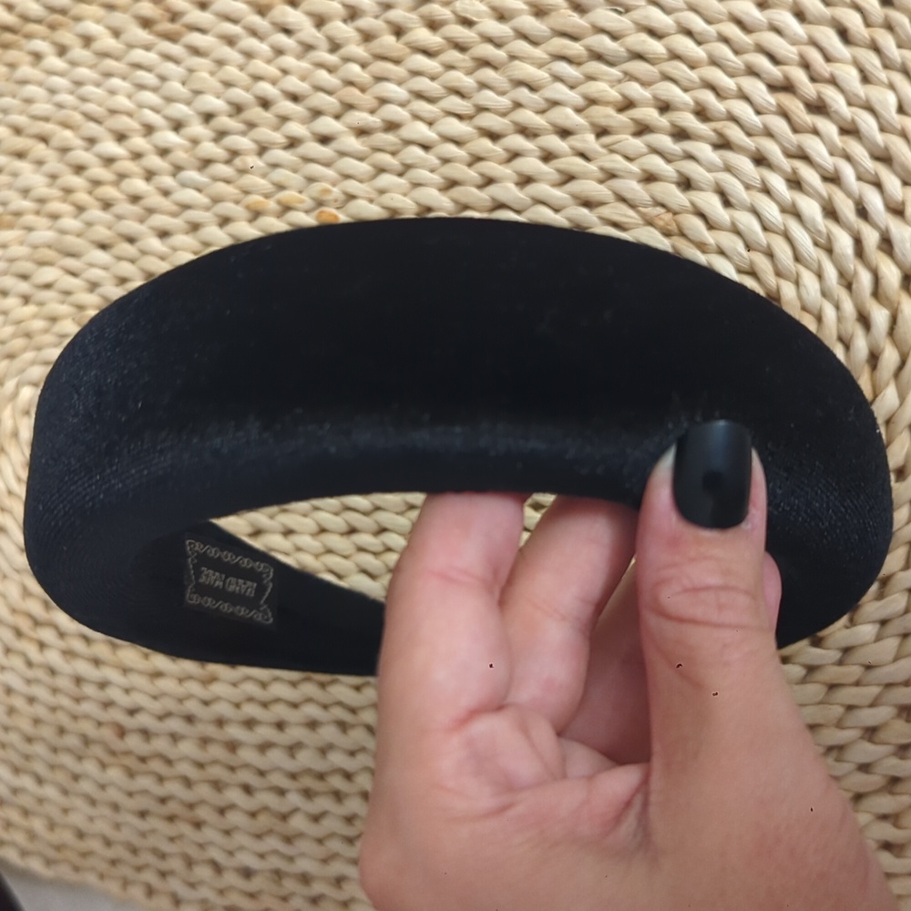 NWOT Black Velvet Hairband